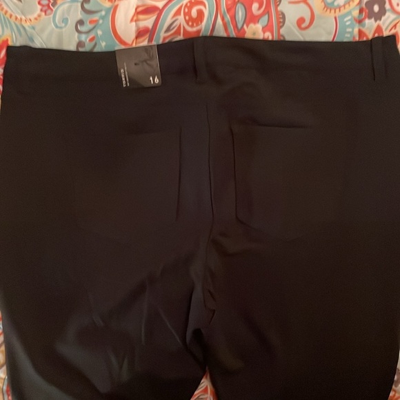 Torrid NWT stretch pants​ - Picture 6 of 6